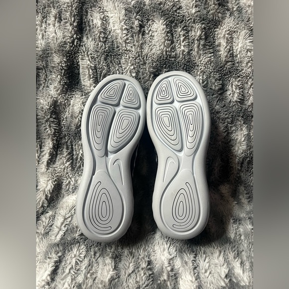 282: Nike Lunarglide  9 (Black/ White- Dark Grey) Size 8 - Picture 6 of 10